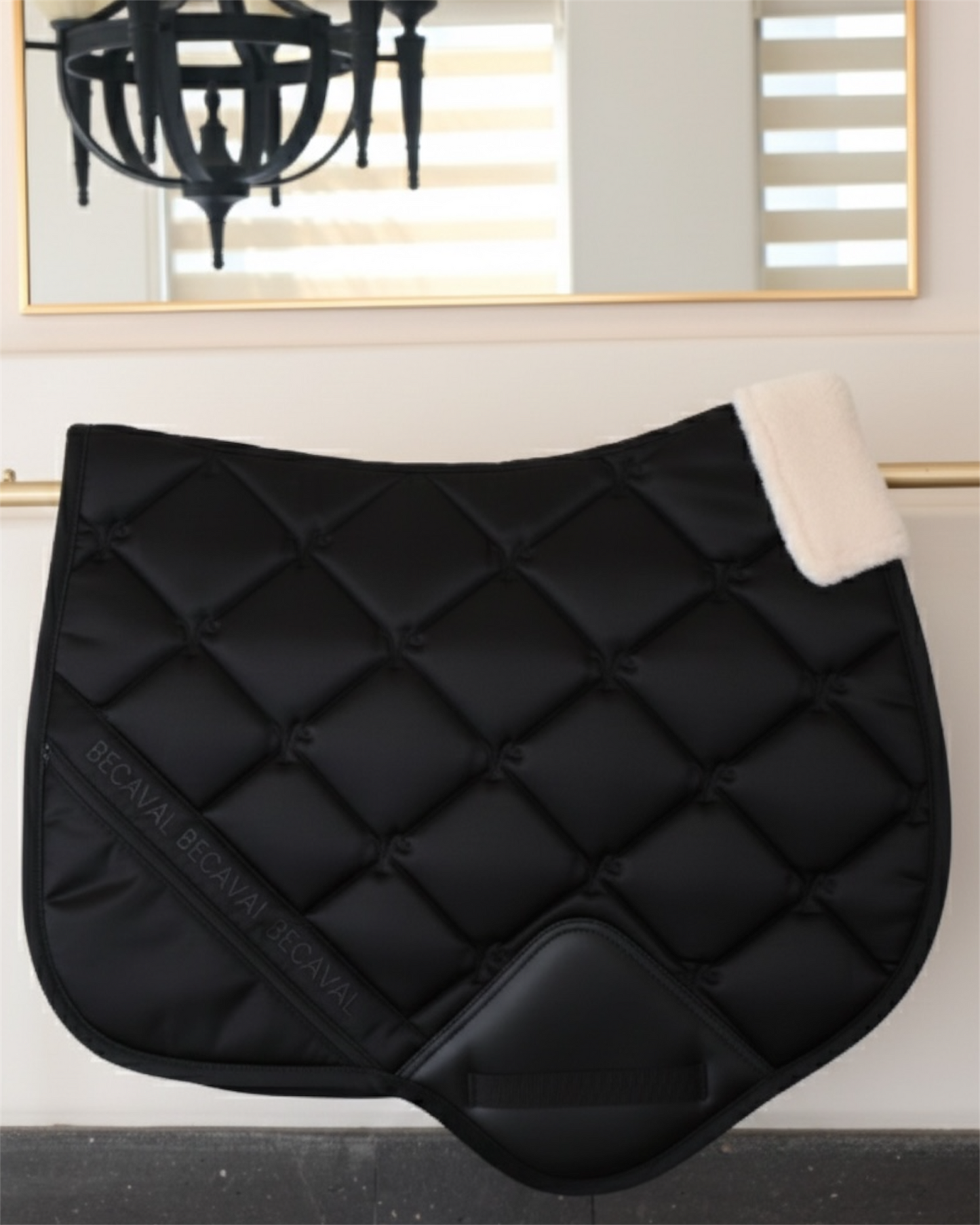 Becaval Noir Tech Saddle Pad